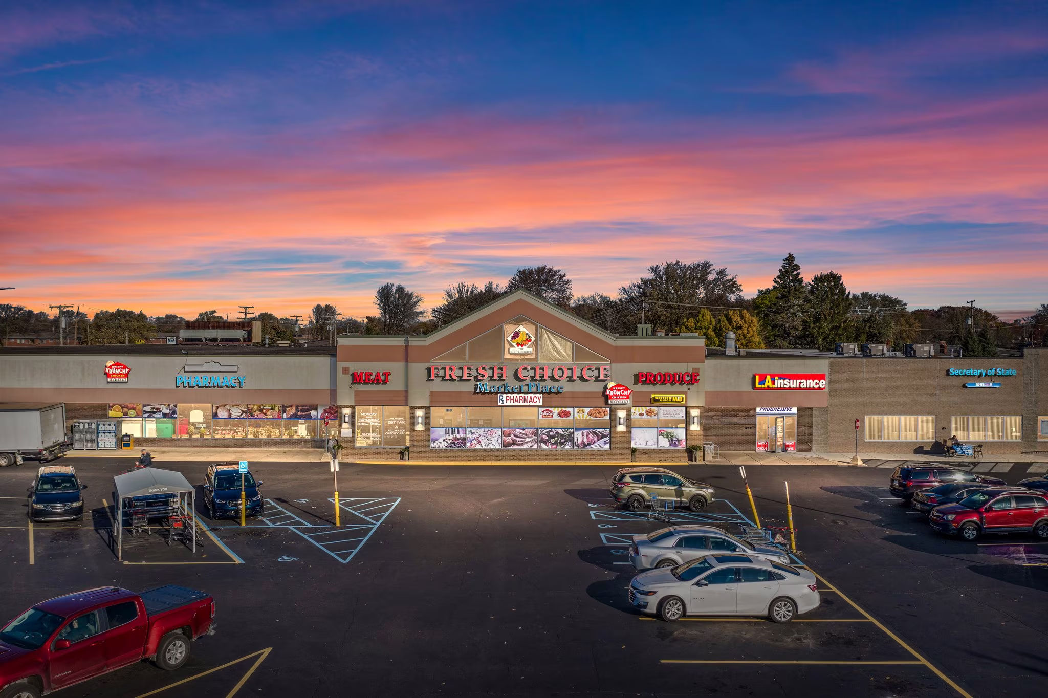 Eastpointe Shopping Plaza