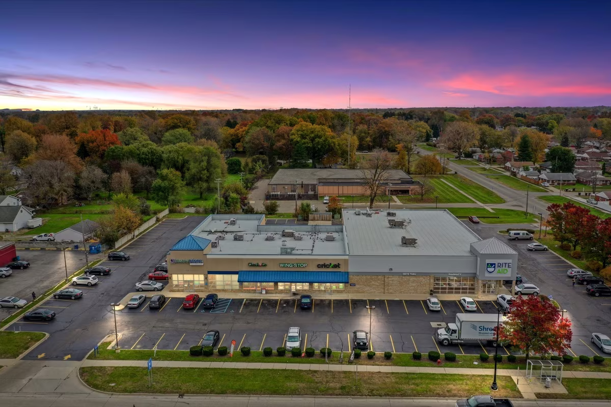Taylor Shopping Plaza